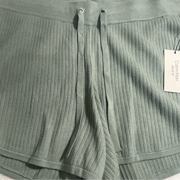 Calvin Klein Jeans Women's Ribbed-Knit Drawstring Shorts, Size L, NWT - Picture 4 of 7